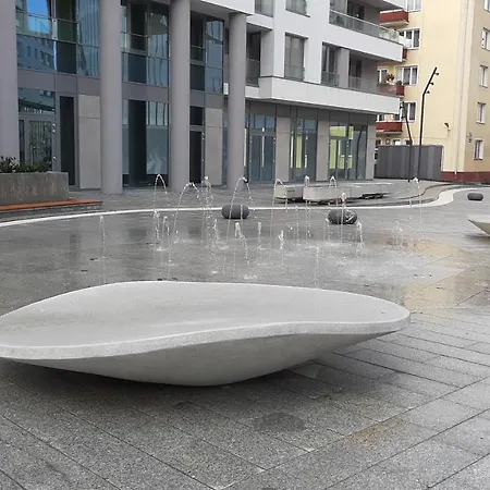 Morza Szum - Plac Unii- Parking דירה