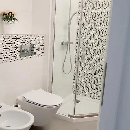 דירה Morza Szum - Plac Unii- Parking גדינייה