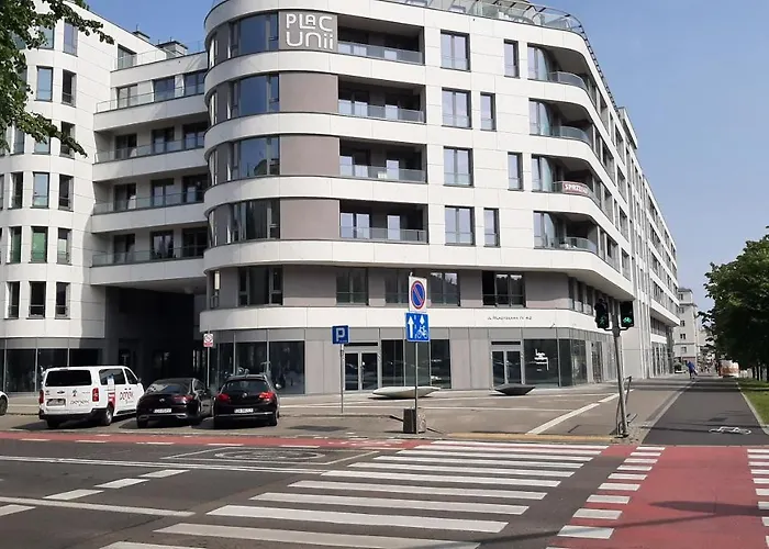 Morza Szum - Plac Unii- Parking Apartmán *